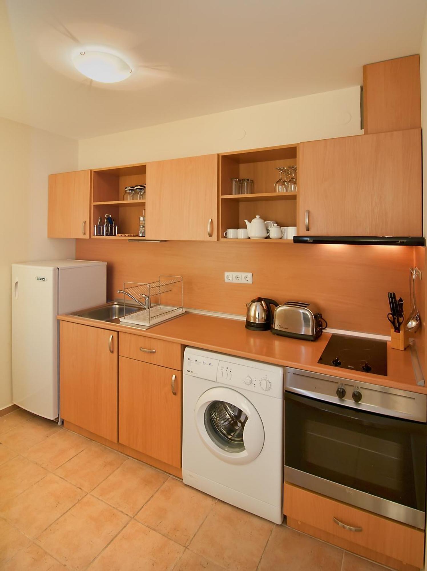 Crown And Imperial Apartments Sveti Vlas Luaran gambar