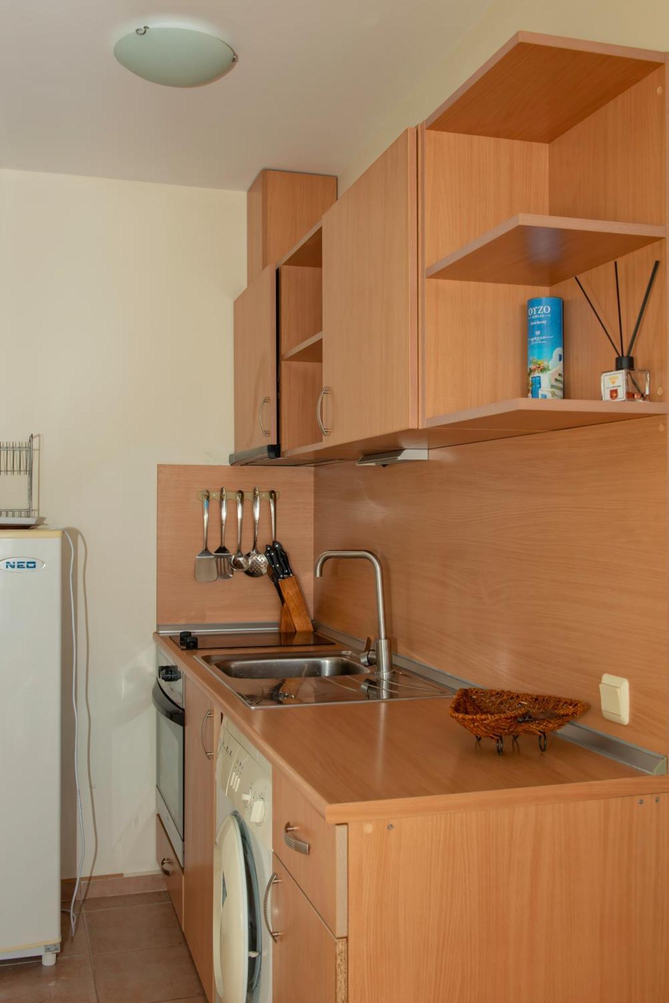 Crown And Imperial Apartments Sveti Vlas Luaran gambar